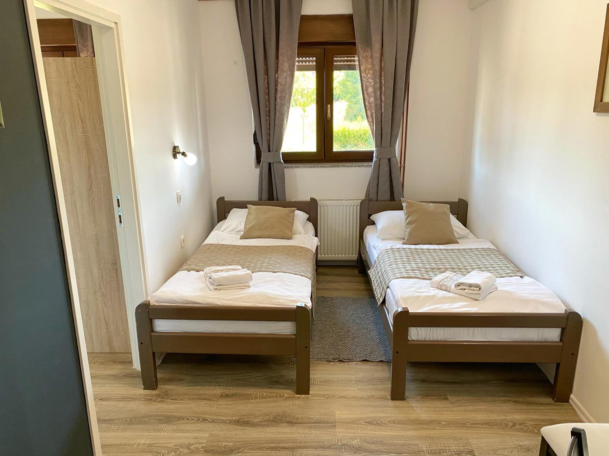 16 Lakes Guesthouse Grabovac  Eksteriør bilde